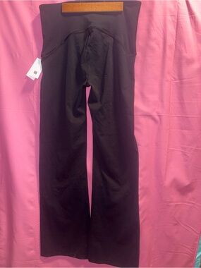 SPANXshape Booty Boost Flare Pant